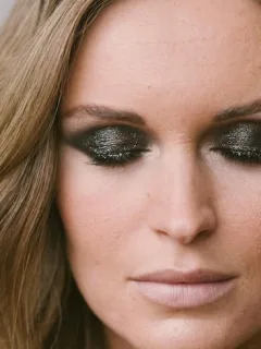Master the Smoky Eye: Easy 15-Minute Tutorial for Beginners - Cover Image