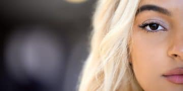 How to Apply False Lashes: 5 Easy Steps for Beginners (2025 Tutorial) - Cover Image